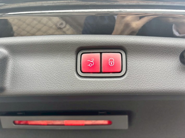 LINE_ALBUM_20251021_251021_8