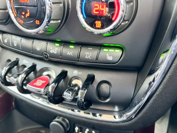 LINE_ALBUM_20251029_251029_16