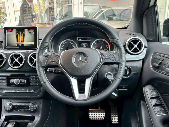 LINE_ALBUM_20251112_251112_11